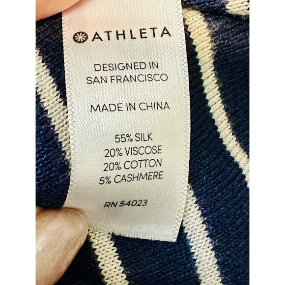 Athleta Women Size XS Retreat Cardigan Silk Cashmere Blend Closet Office Staple - Picture 10 of 11